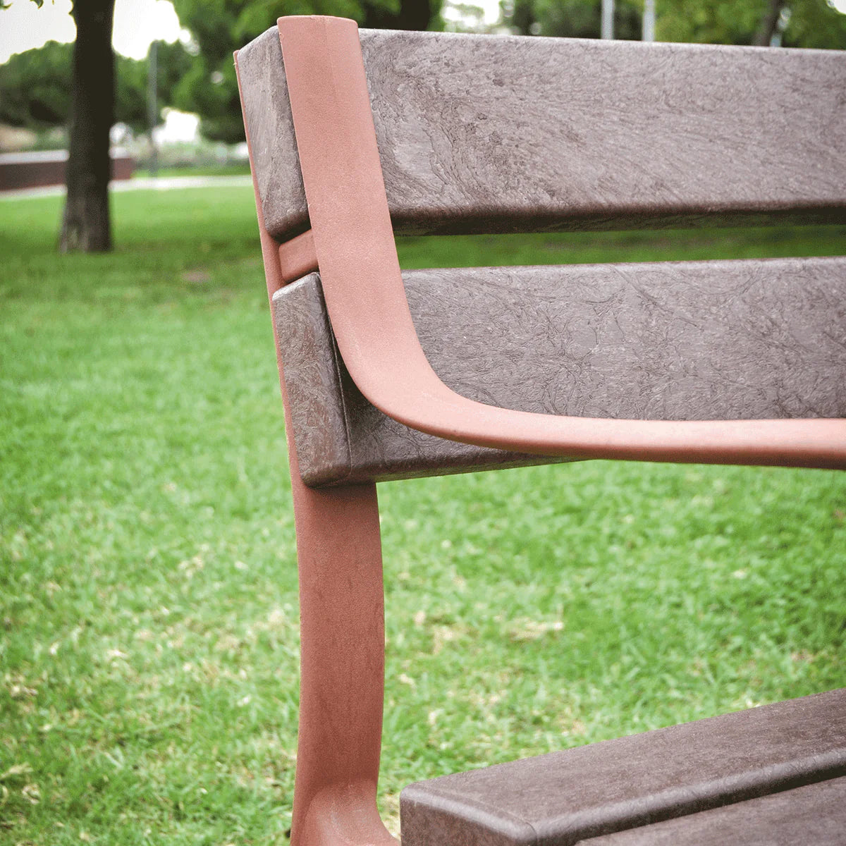 Selecting the Right Park Benches for Your Next Public Space Project