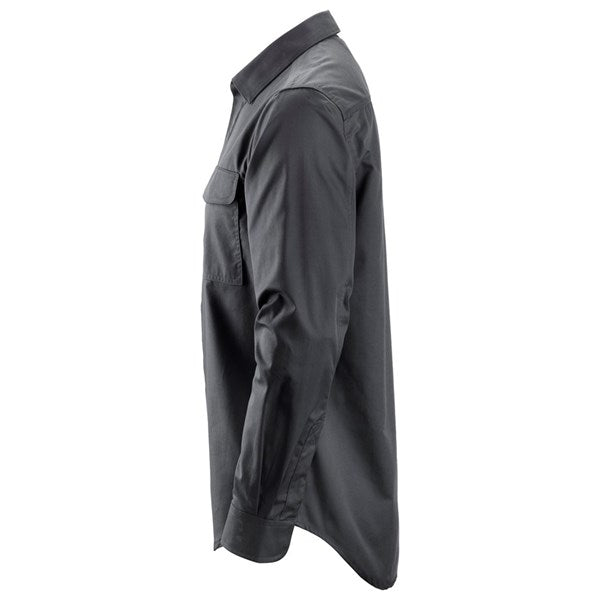 Non-scratch functionality work shirt with pen compartments"