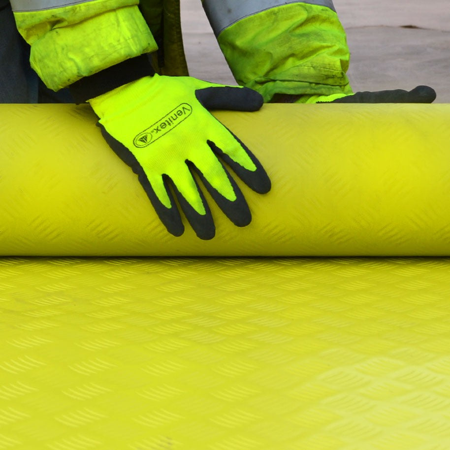Chek Pro Hi-Viz Anti Slip Mat