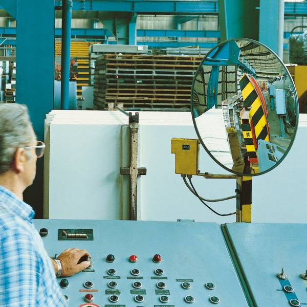 Safety mirror at machinery to cover blind-spots