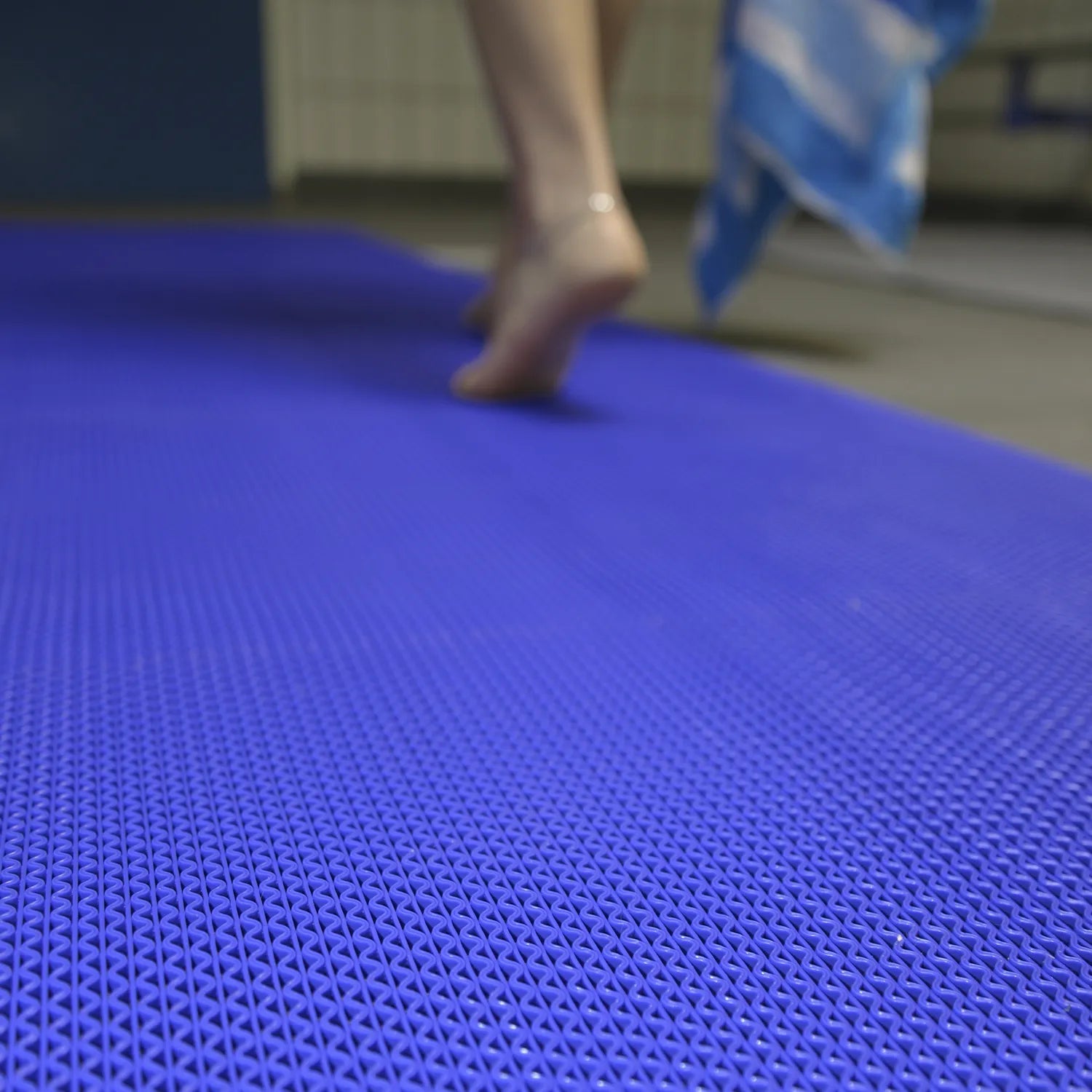 Gripwalker™ Lite Swimming Pool Mat - Changing Room