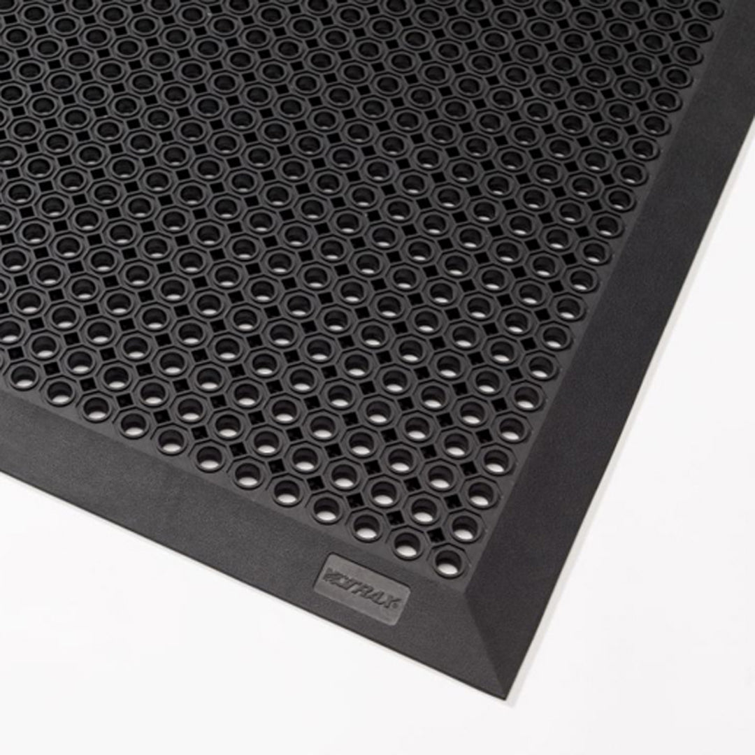 Oct-O-Flex Bevelled Outdoor Entrance Mat Corner