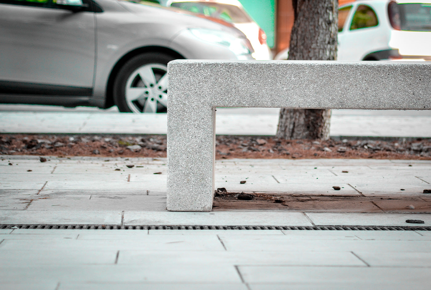 Benito Volga Concrete Bench
