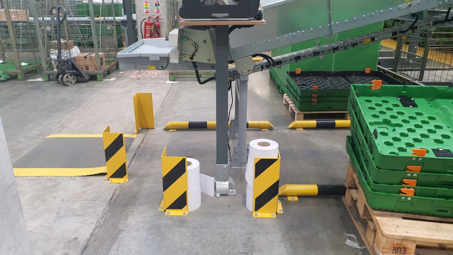 Black Bull Pallet Rack Protection