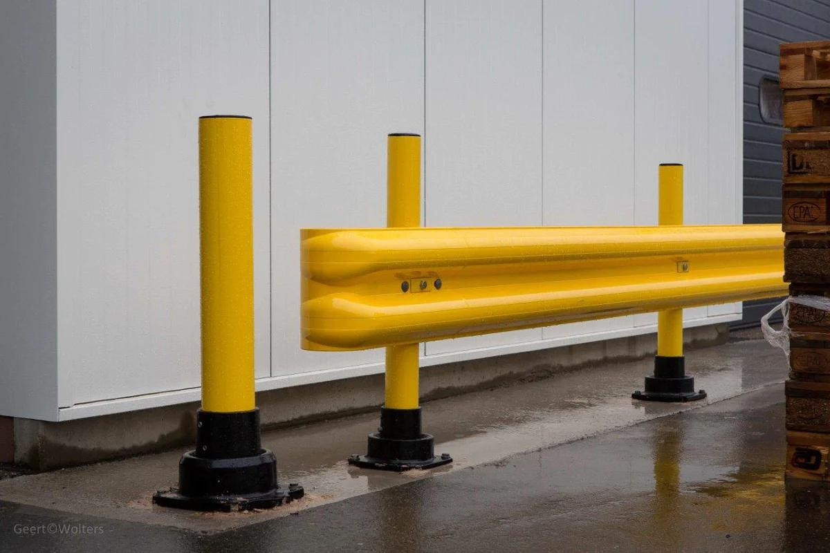 warehouse bollard