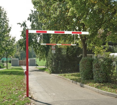 Height Restrictor Nudge Bar