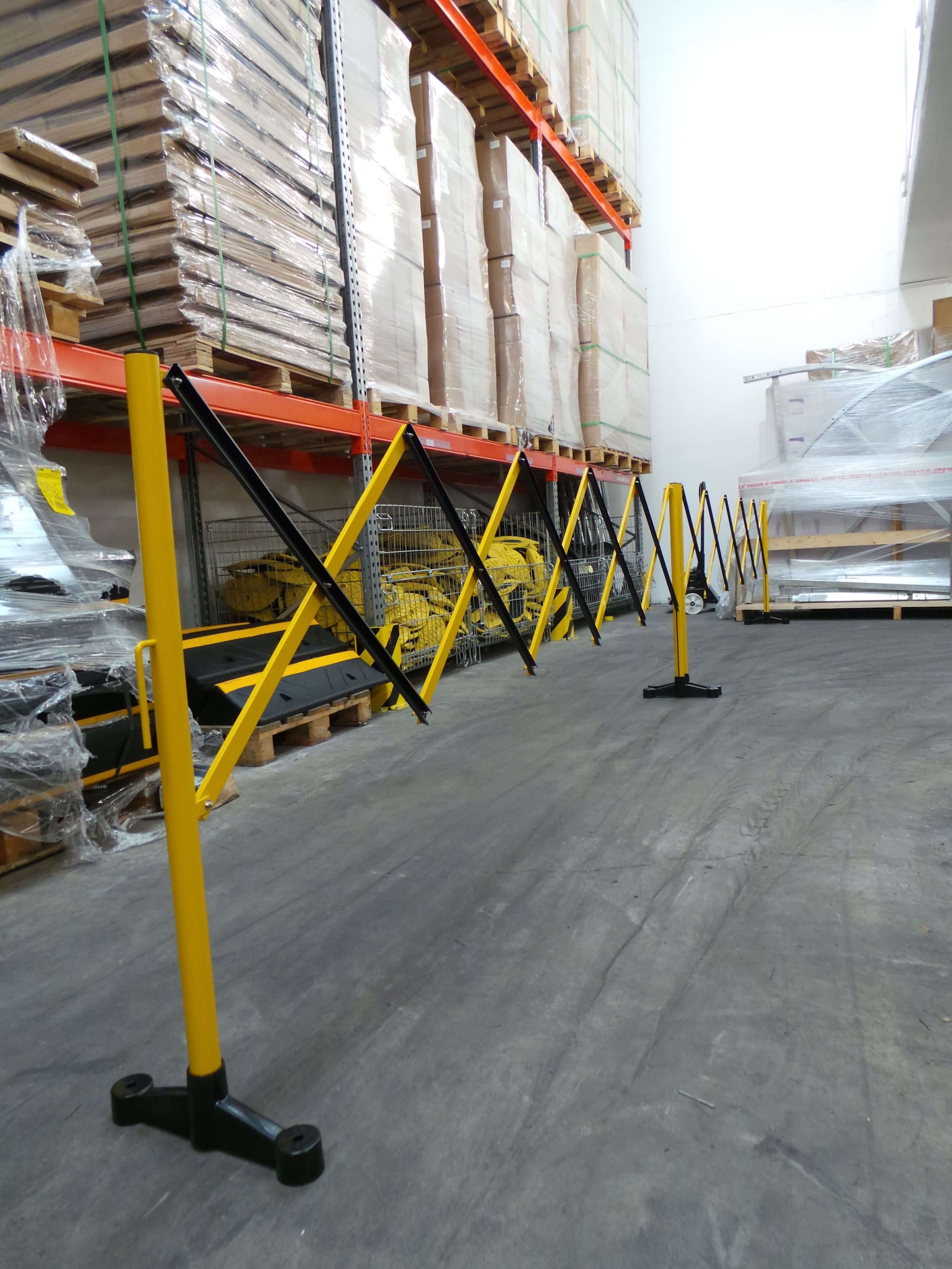 Aluminium Expandable Barrier