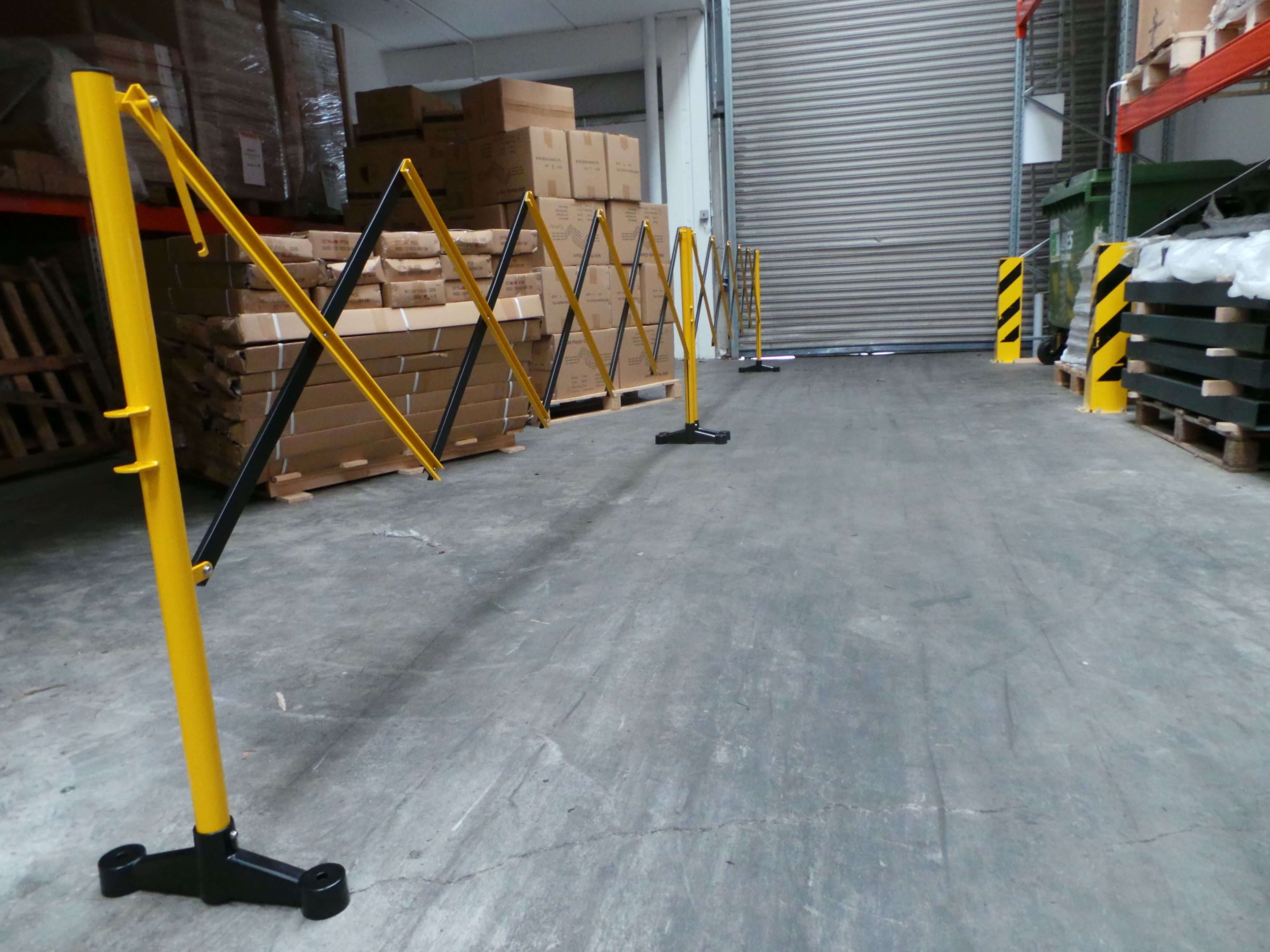 Aluminium Expandable Barrier