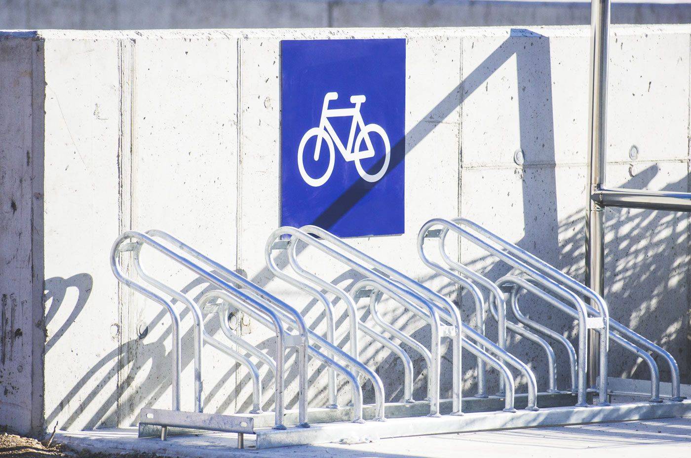 Benito Arvelo Bike Rack