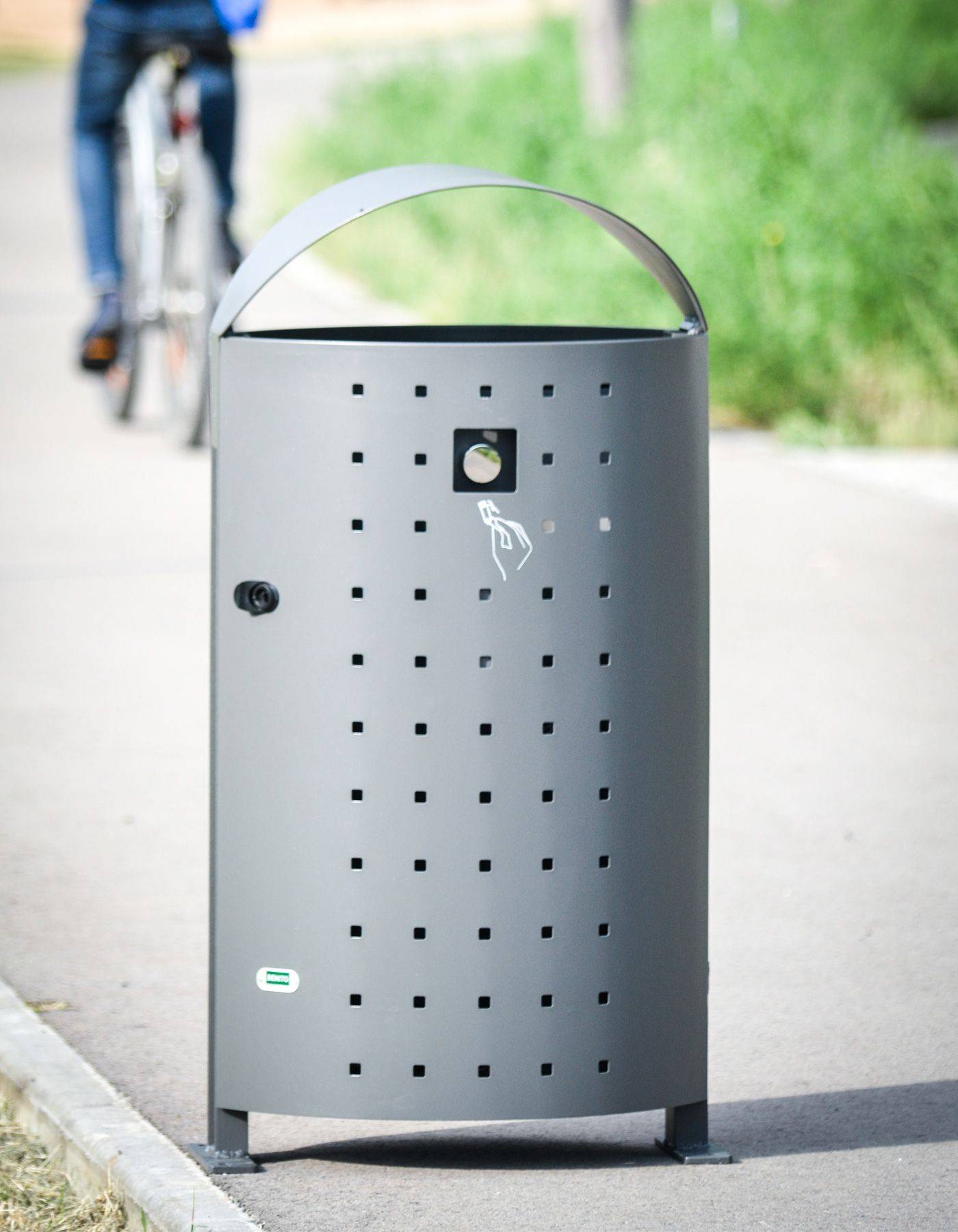 Benito Dara Litter Bin