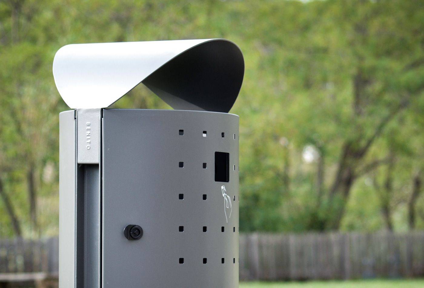 Benito Dara Litter Bin