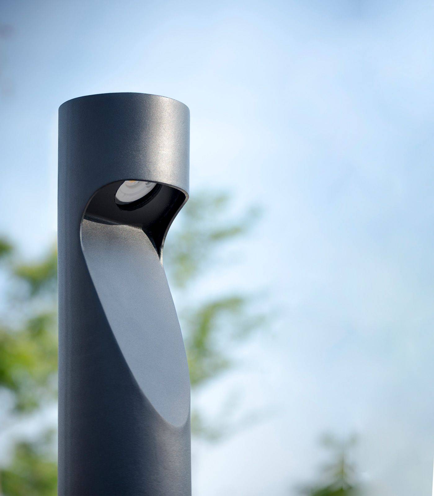 Benito Lis Lighting Bollard