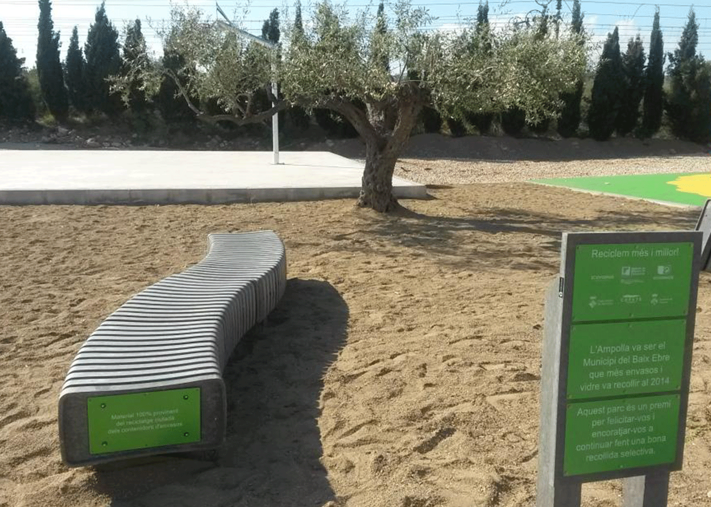 Benito Vertebra Park Bench