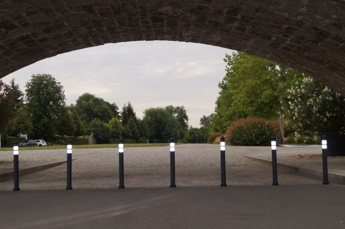 Flexbrite™ City Flexible Bollard