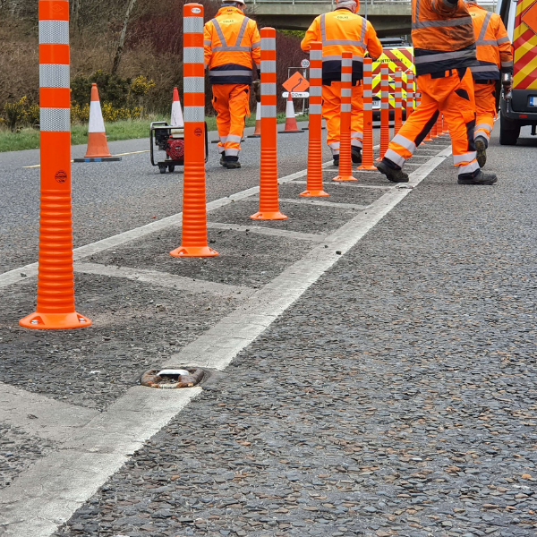 FlexBrite™ Flexible Bollard 1000mm (Orange/White)