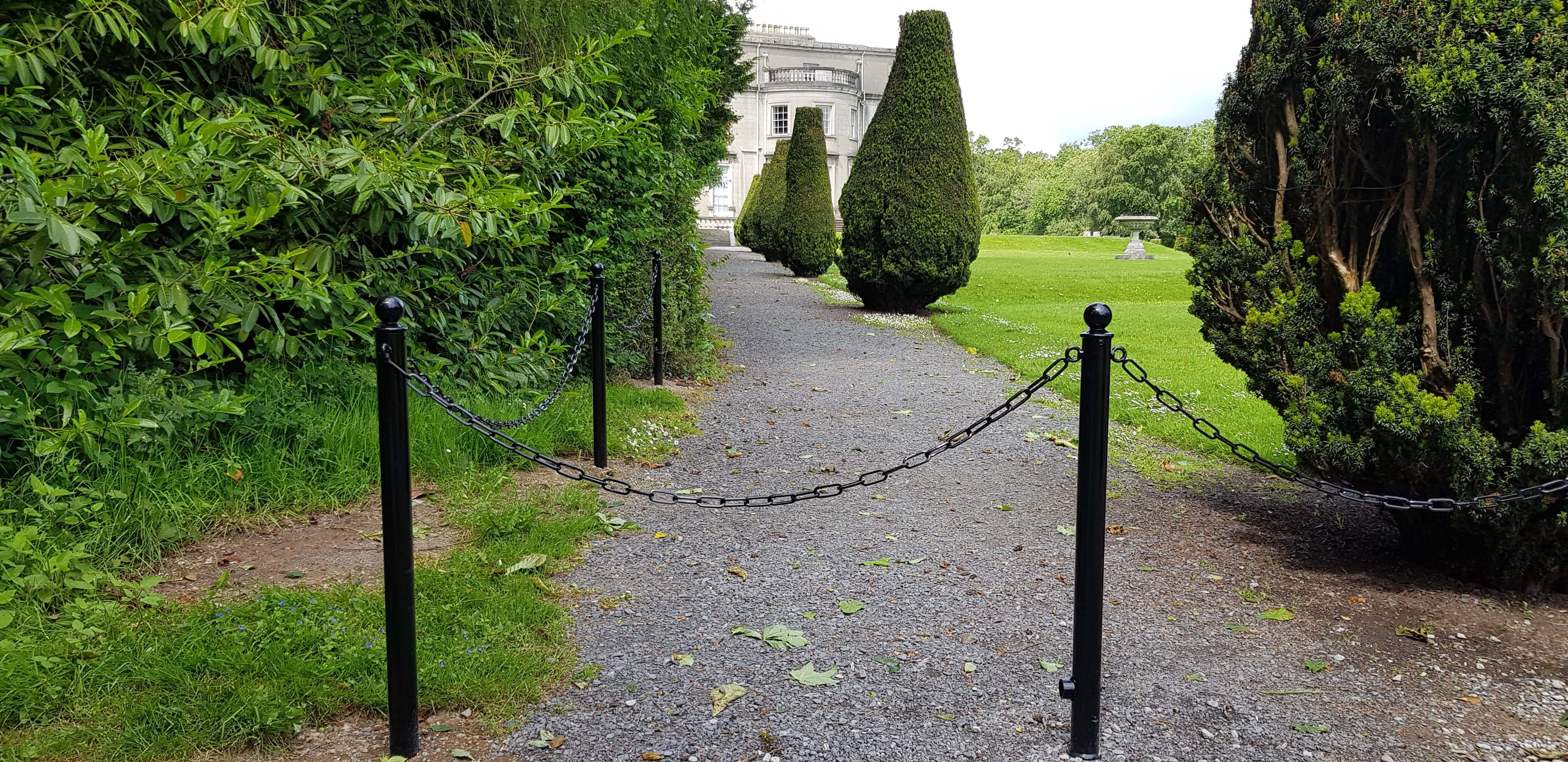 Henley Fixed Bollard