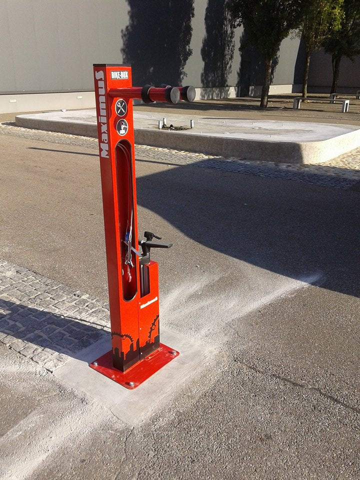 Mantis Bike Repair Station