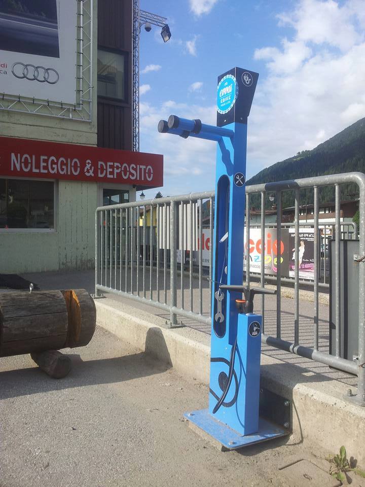 Mantis Bike Repair Station