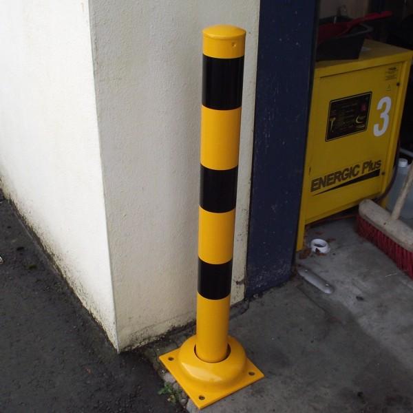 Defender Reflex Warehouse Bollard