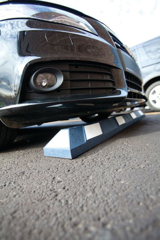 Park It 1800mm Rubber Parking Curb (Blue)