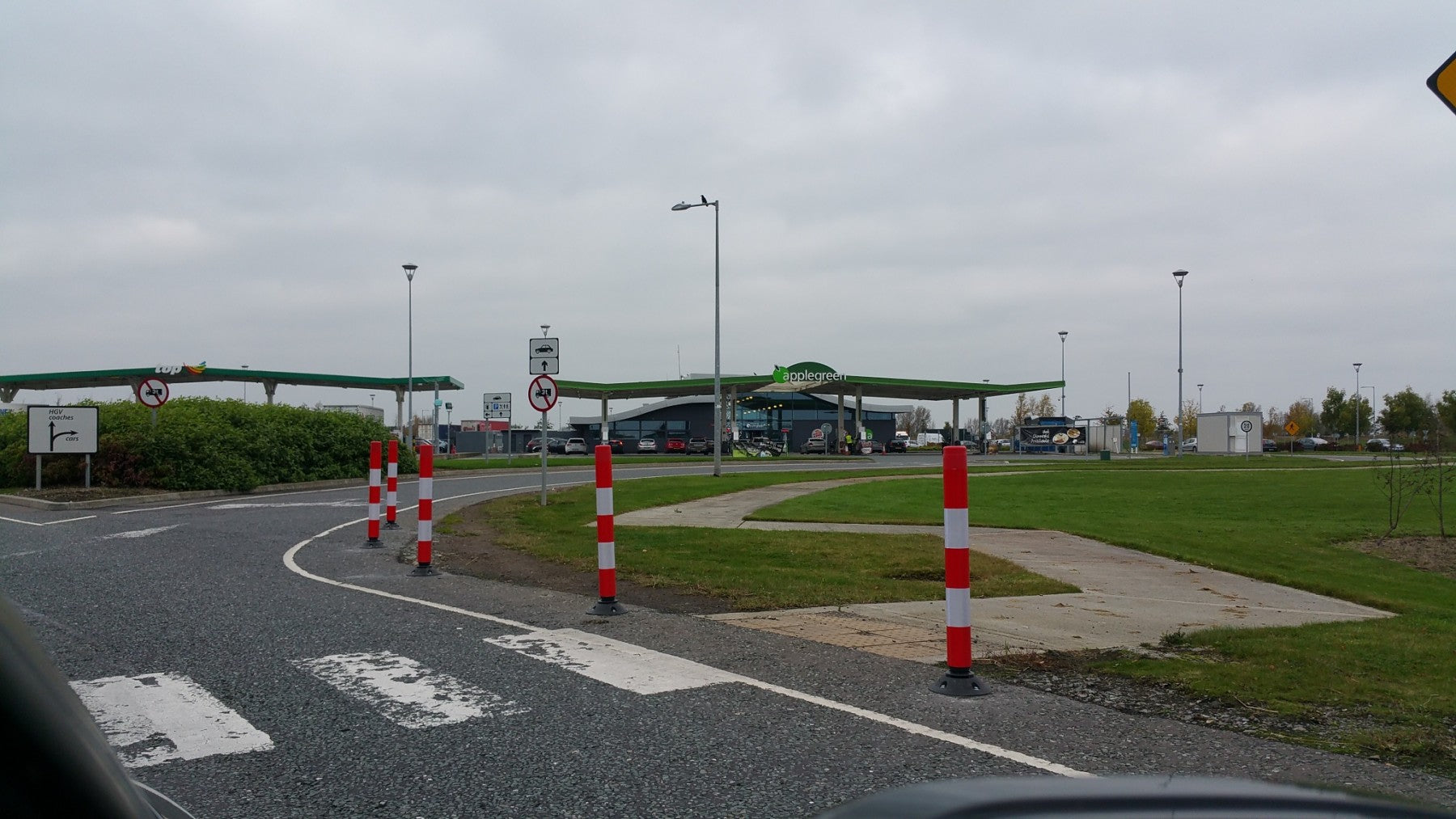 Autobahn Reflective Flexible Post