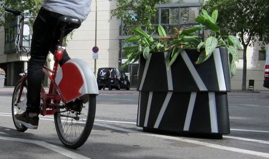 Zebra® | Planter Cycle Lane Separator