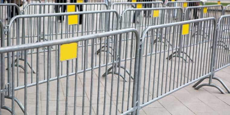Crowded Ramp Crowd Control Barriers Crowd Barrier Queue Barriers Temporary