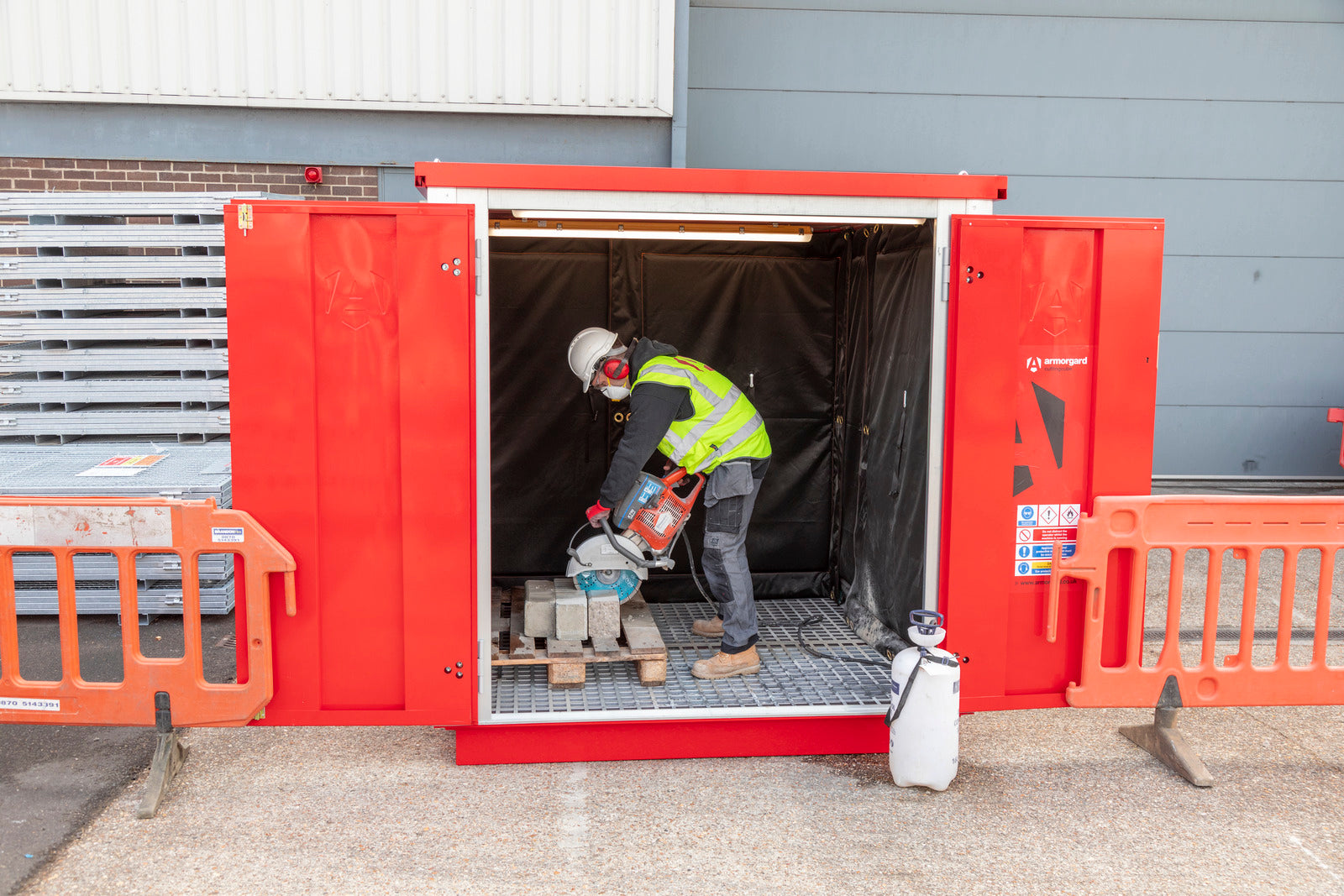 Armorgard CuttingCube CC200 Being Used