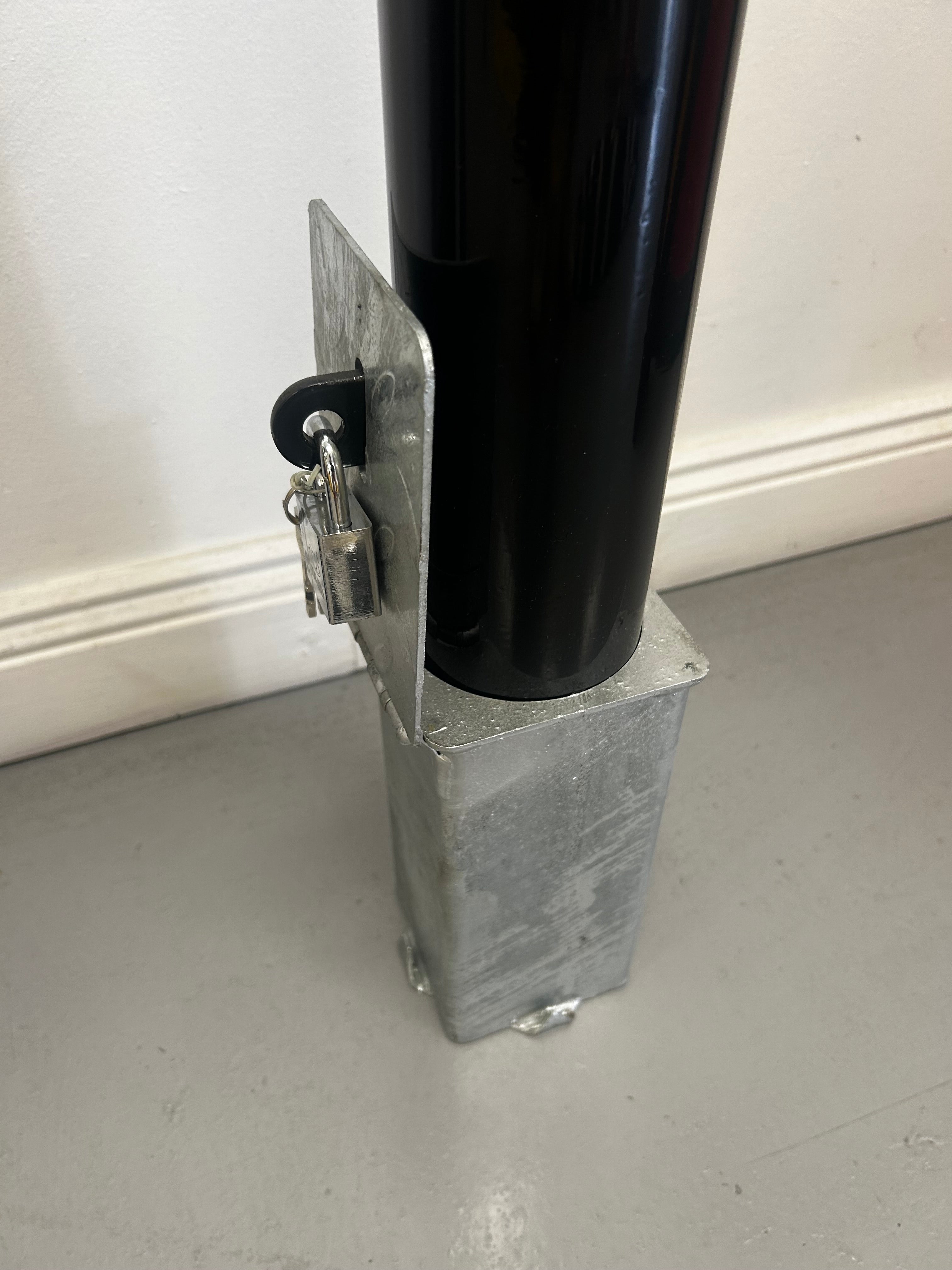 Pittman 89mm Removable Bollard