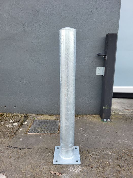 Mespil No. 2 Bollard Bolt Down Galvanised