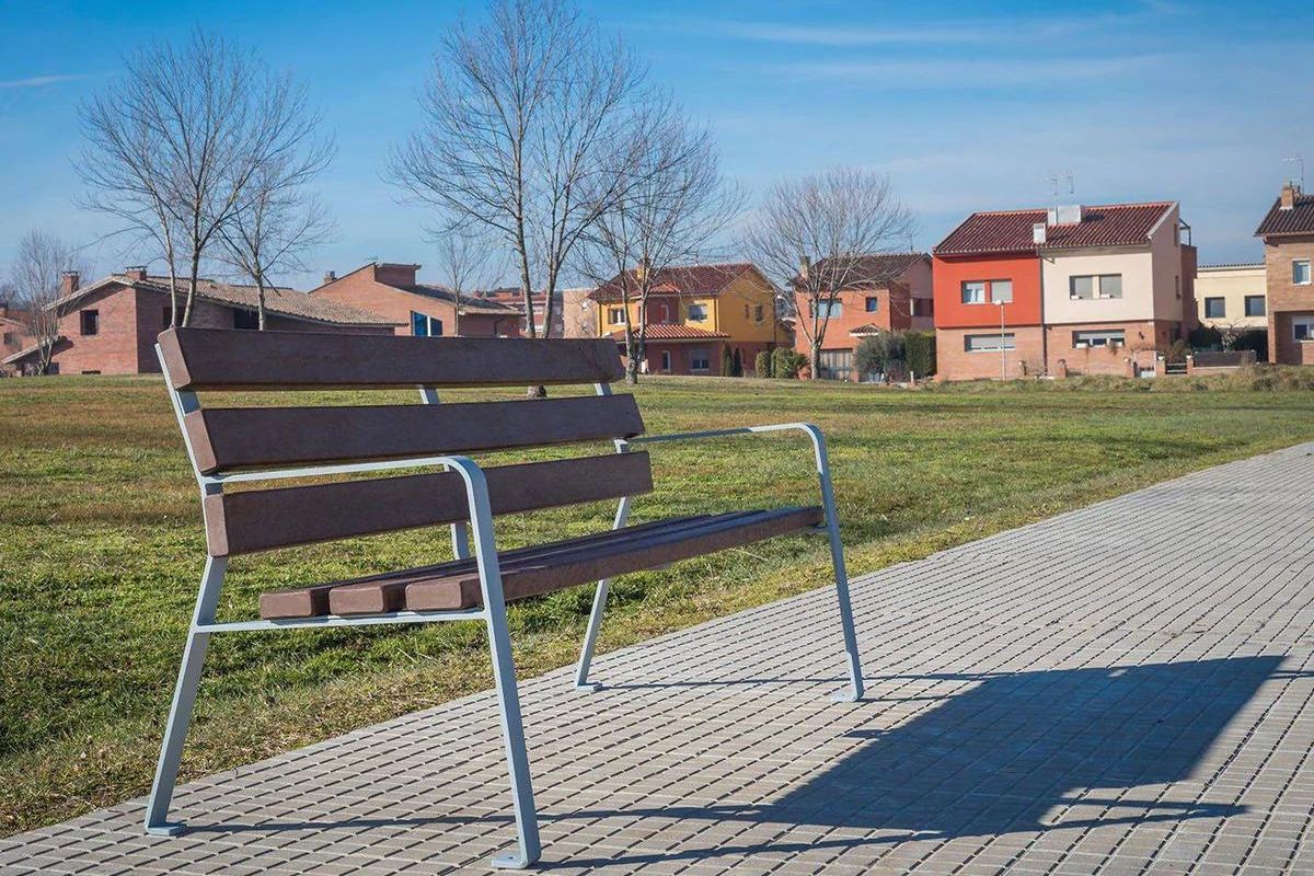 public park bench