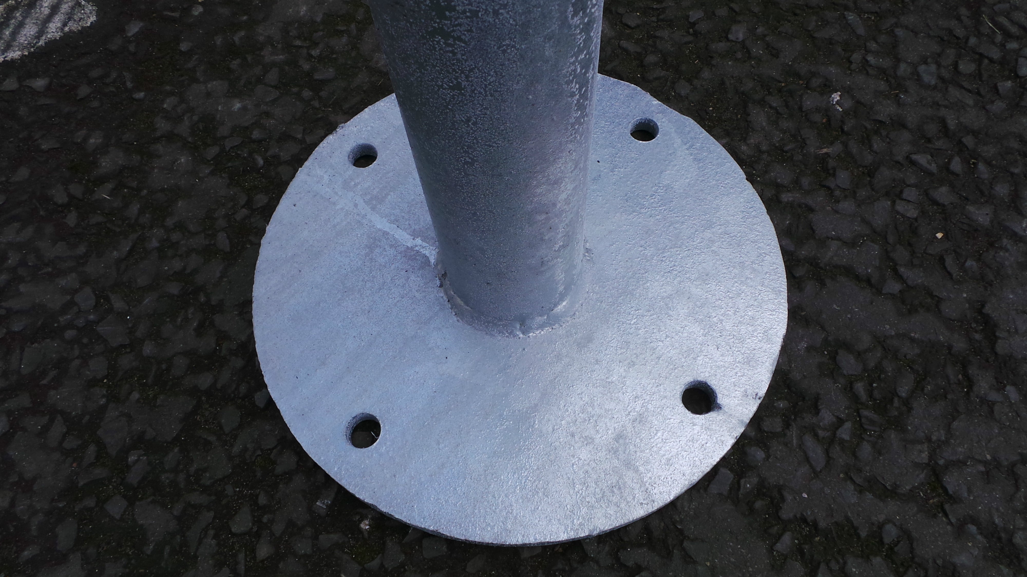 Galvanised Sign Pole (76mm) with Base Plate