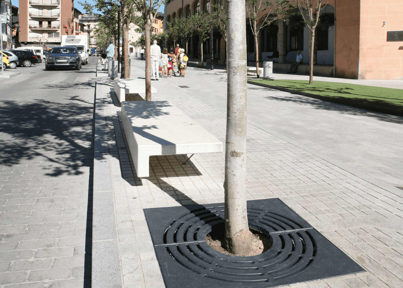 Benito Taulat Tree Grille