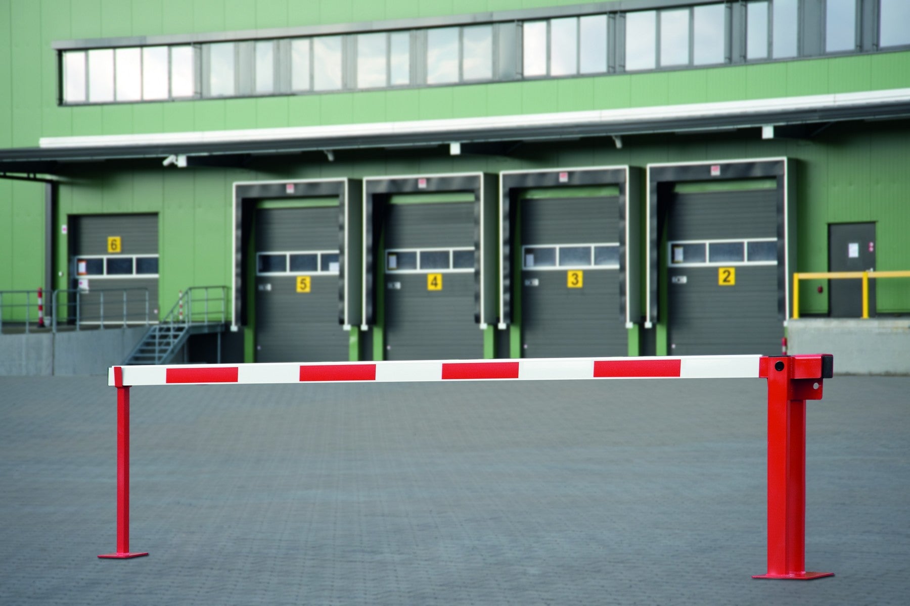 Gas Assisted Compact Access Barrier Gate
