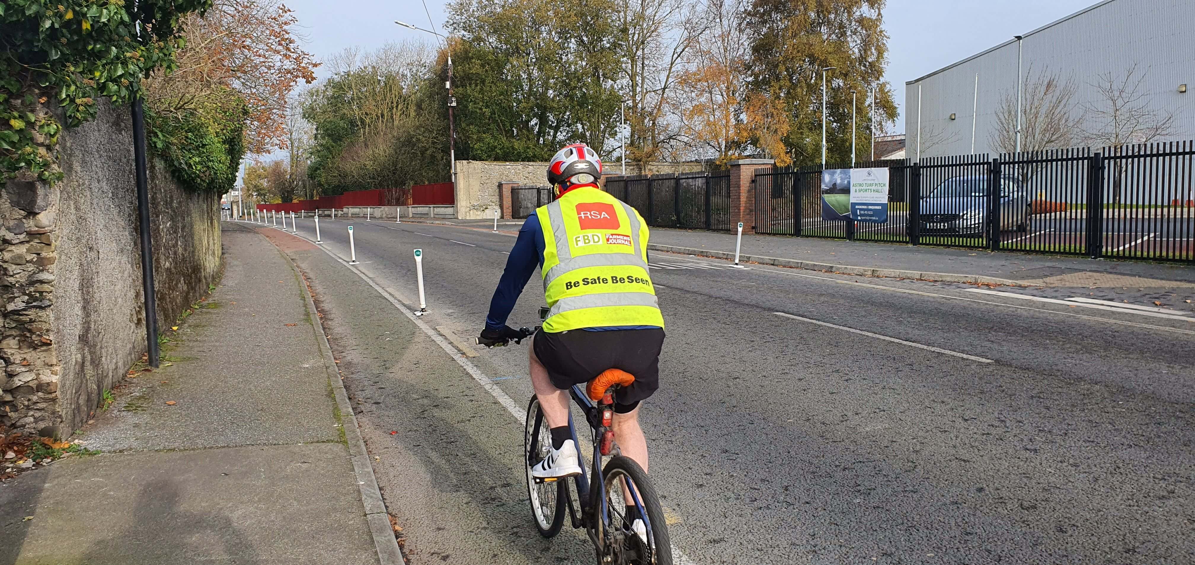 Cycle Max Bollard - White