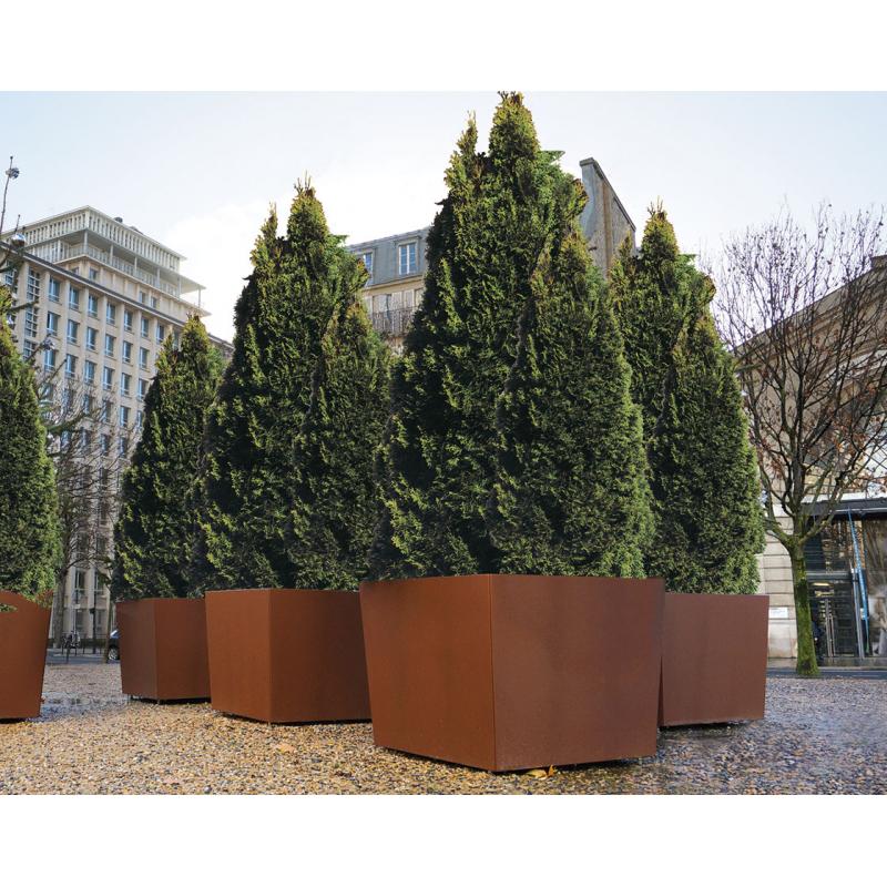 Olbia Steel Planter