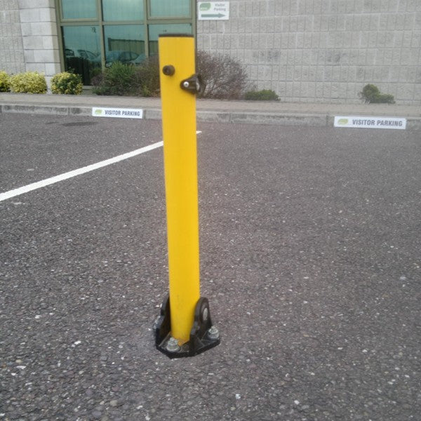 BudgetBollard Fold-Down Driveway Post