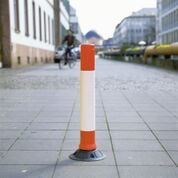 Traffic-Line Flexible Post
