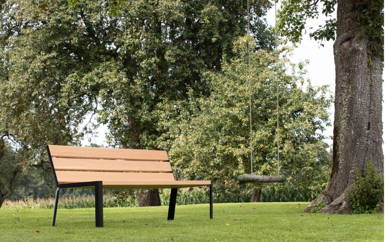 Vonda Beng Park Bench