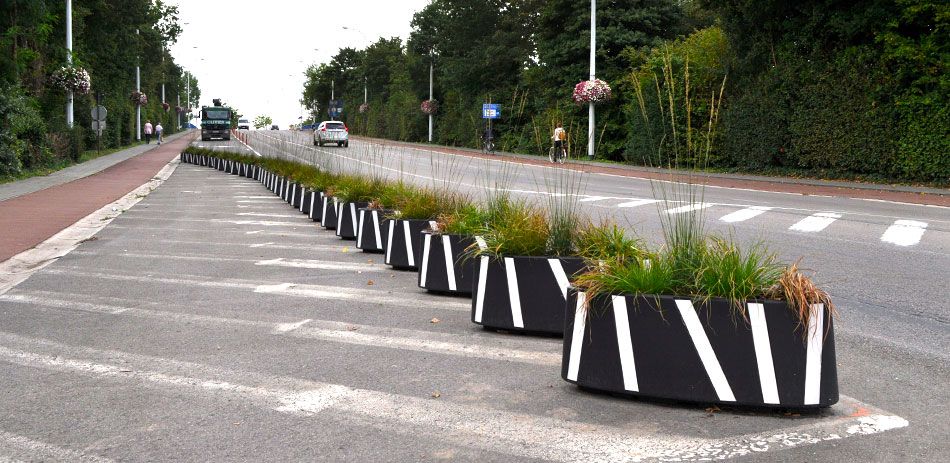 Zebra® | Planter Cycle Lane Separator